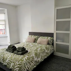 Homestay Wentworth Road, Doncaster
